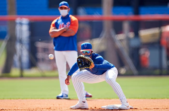 D ESCALATION More than anything, Lindor’s gifted glove is what the Mets need: He ranked eighth among shortstops in defensive runs saved last season, a category in which New York finished 28th.